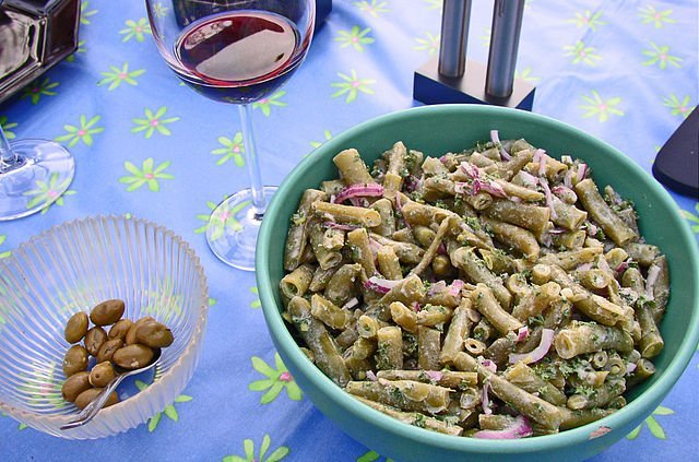 Lemony Green Bean Salad with Feta