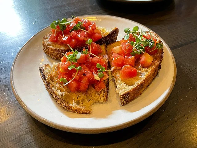 Fresh Tomato Bruschetta