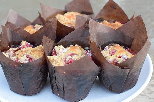 raspberry and white chocolate streusel muffins 15054507122