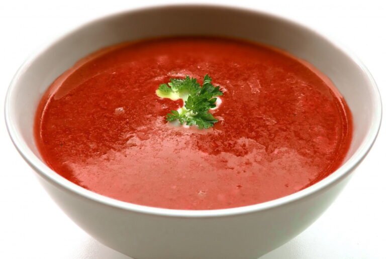 Classic Homemade Tomato Soup Recipe: A Comforting Delight